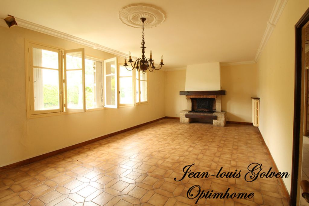 Achat maison à vendre 6 chambres 146 m² - Saint-Affrique