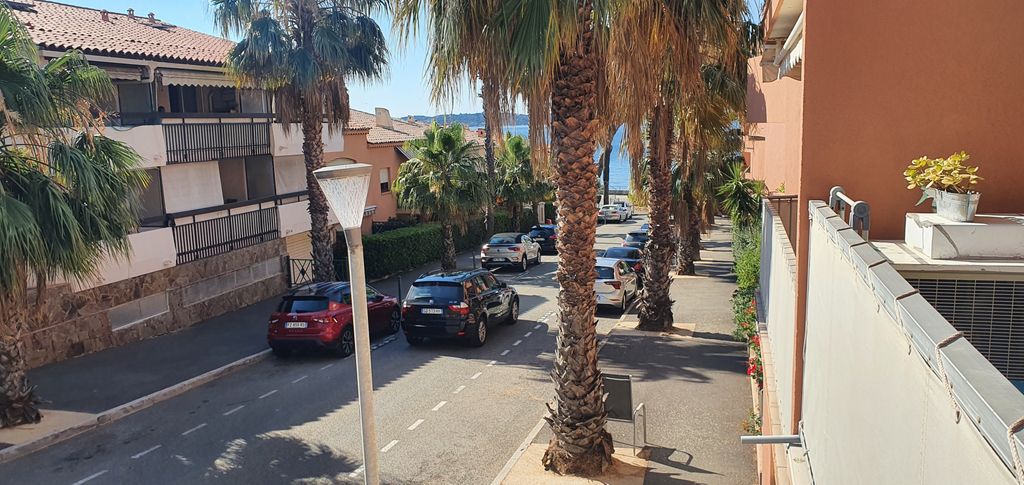 Achat appartement à vendre 2 pièces 46 m² - Sainte-Maxime