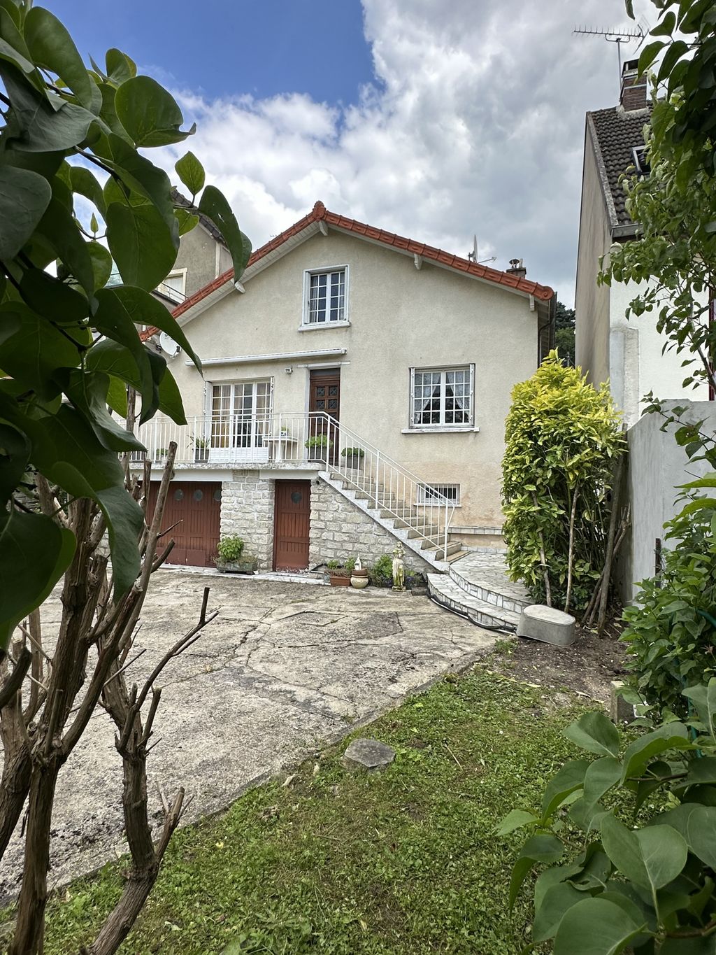 Achat maison à vendre 5 chambres 140 m² - Vaux-le-Pénil