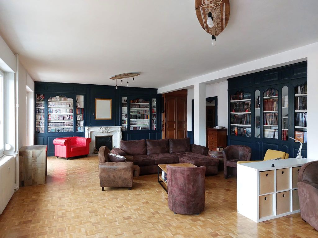 Achat appartement à vendre 6 pièces 185 m² - Saint-Dié-des-Vosges