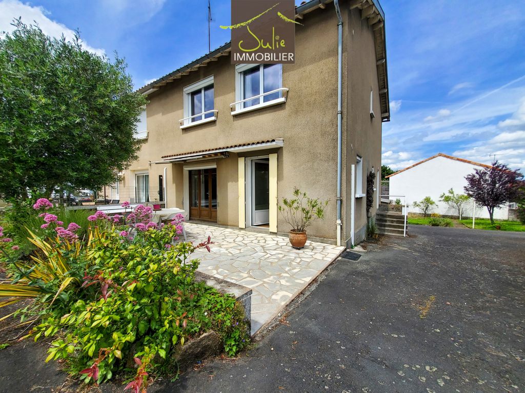 Achat maison à vendre 4 chambres 102 m² - Bressuire