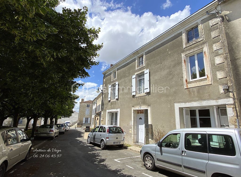 Achat maison à vendre 4 chambres 180 m² - Usseau