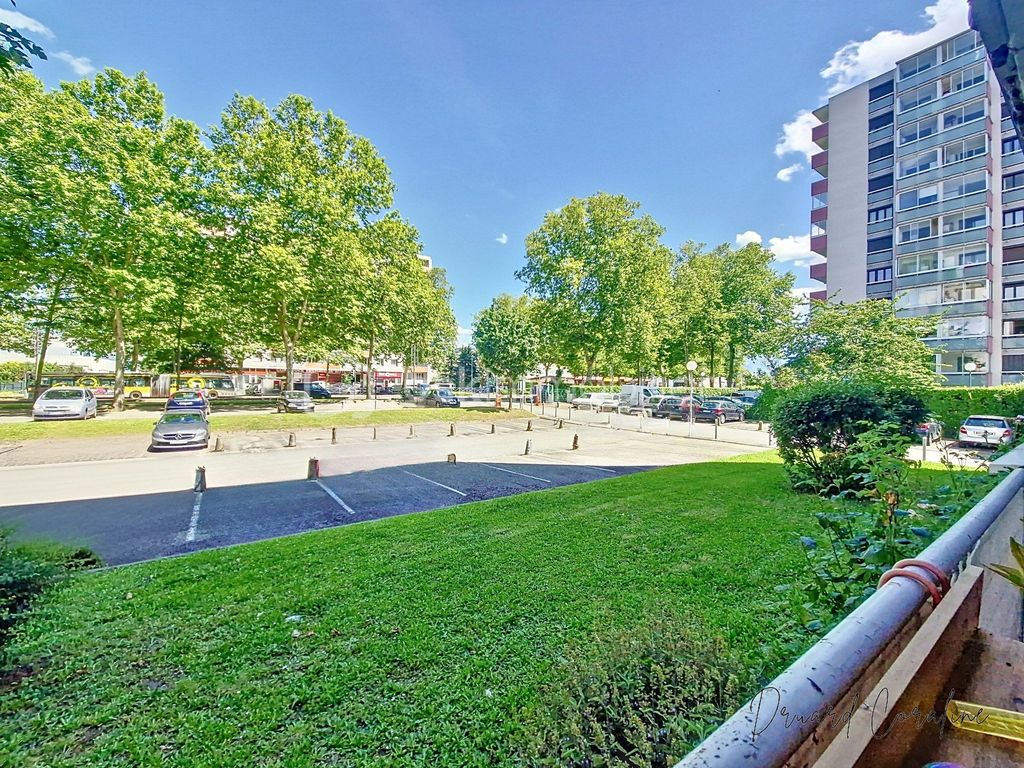 Achat appartement à vendre 3 pièces 64 m² - Le Pont-de-Claix