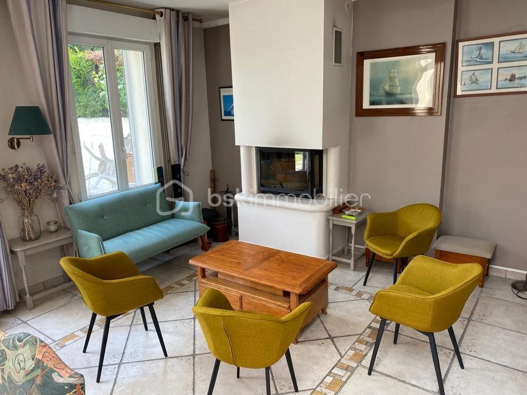 Achat maison à vendre 6 chambres 188 m² - Viroflay