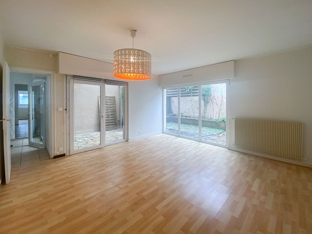 Achat appartement à vendre 4 pièces 90 m² - Talence