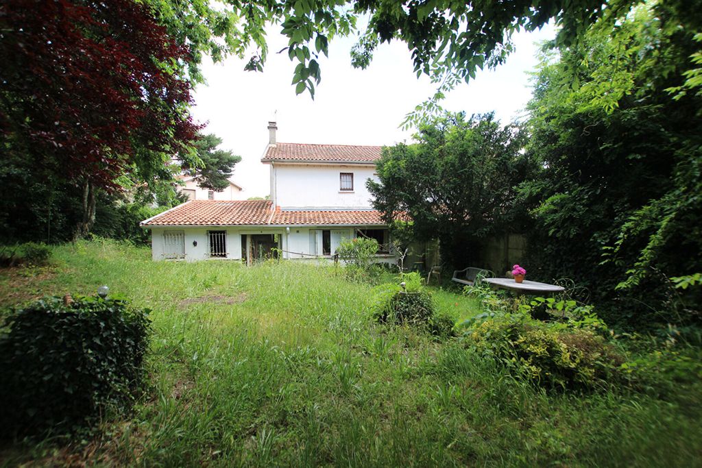 Achat maison à vendre 5 chambres 120 m² - Pessac