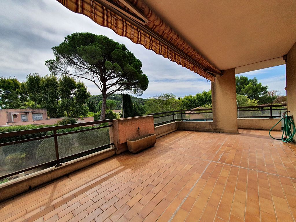 Achat appartement à vendre 3 pièces 76 m² - Aix-en-Provence