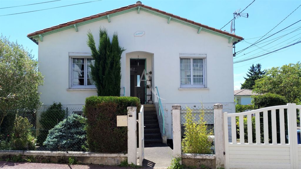 Achat maison à vendre 4 chambres 100 m² - Saintes