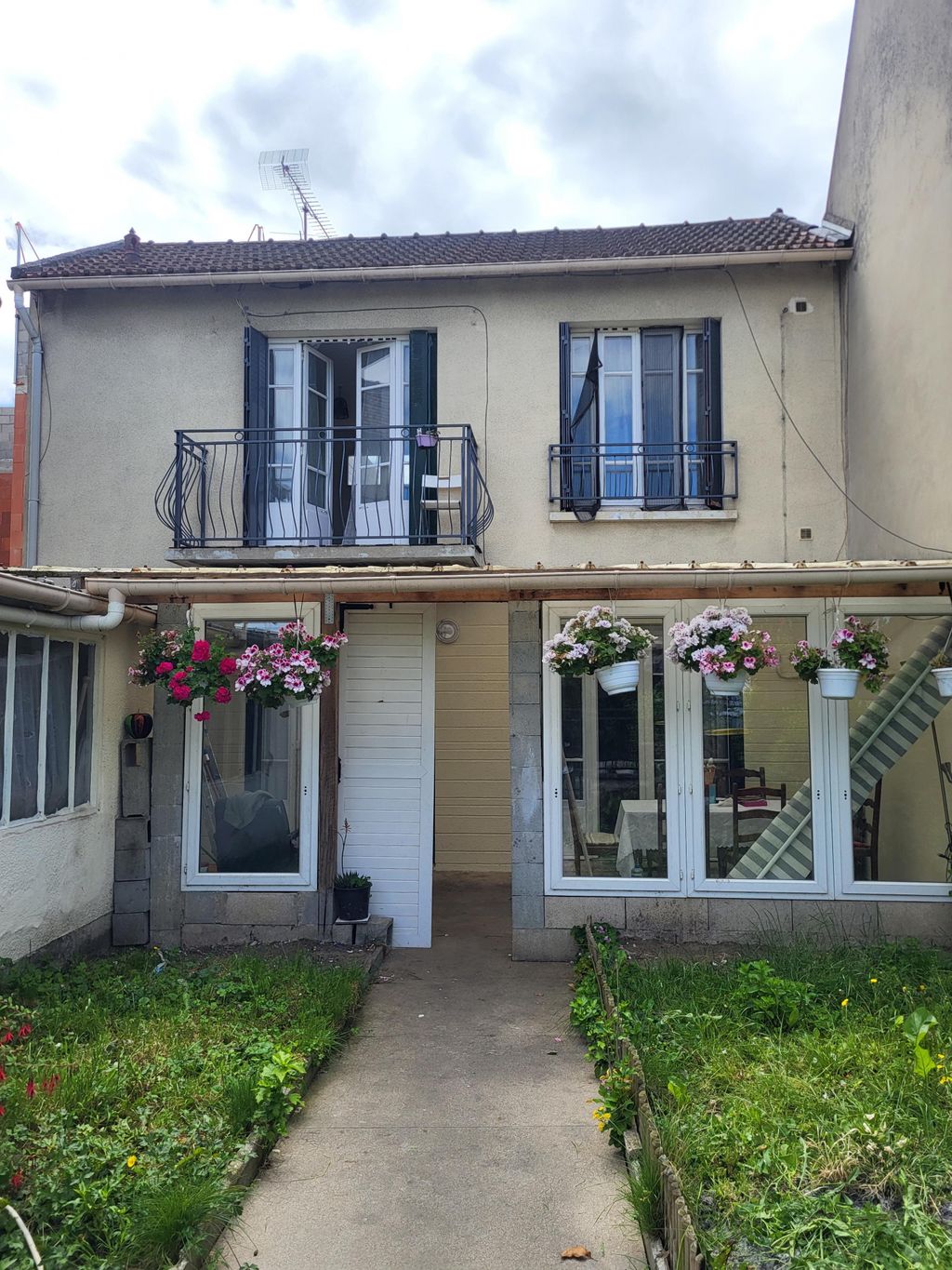 Achat maison à vendre 2 chambres 76 m² - Pierrefitte-sur-Seine