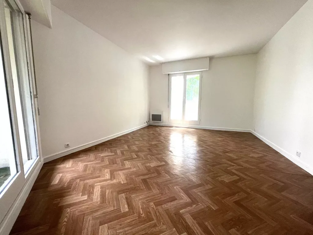 Achat appartement à vendre 2 pièces 49 m² - Maisons-Alfort