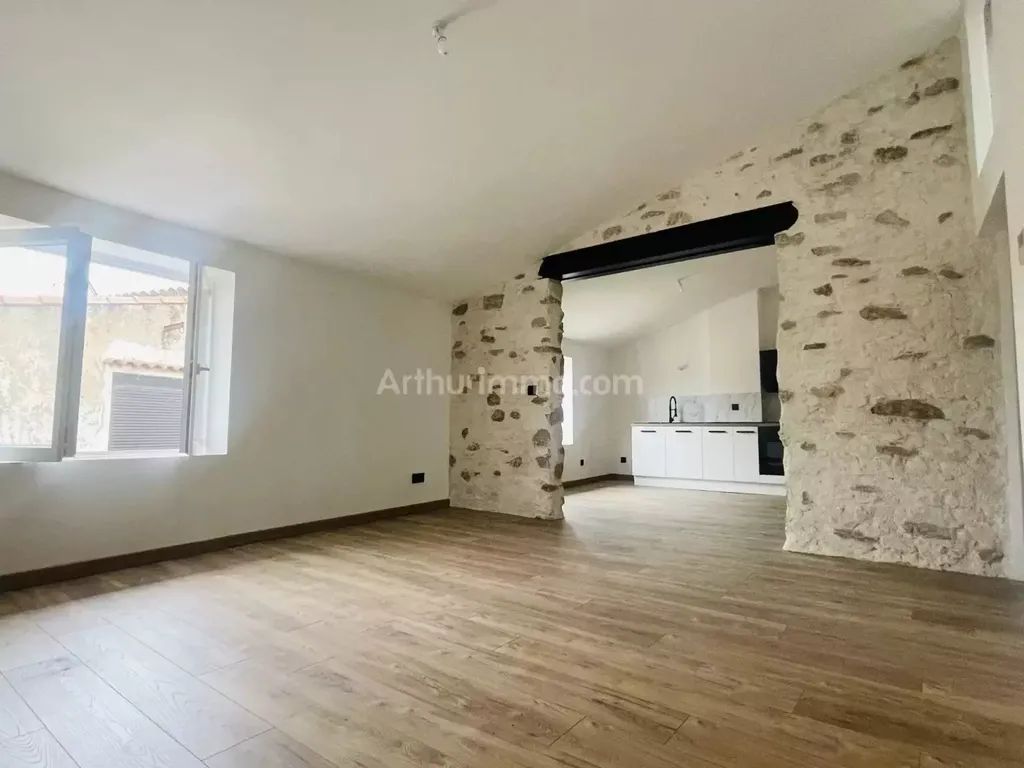 Achat appartement à vendre 3 pièces 72 m² - Trets