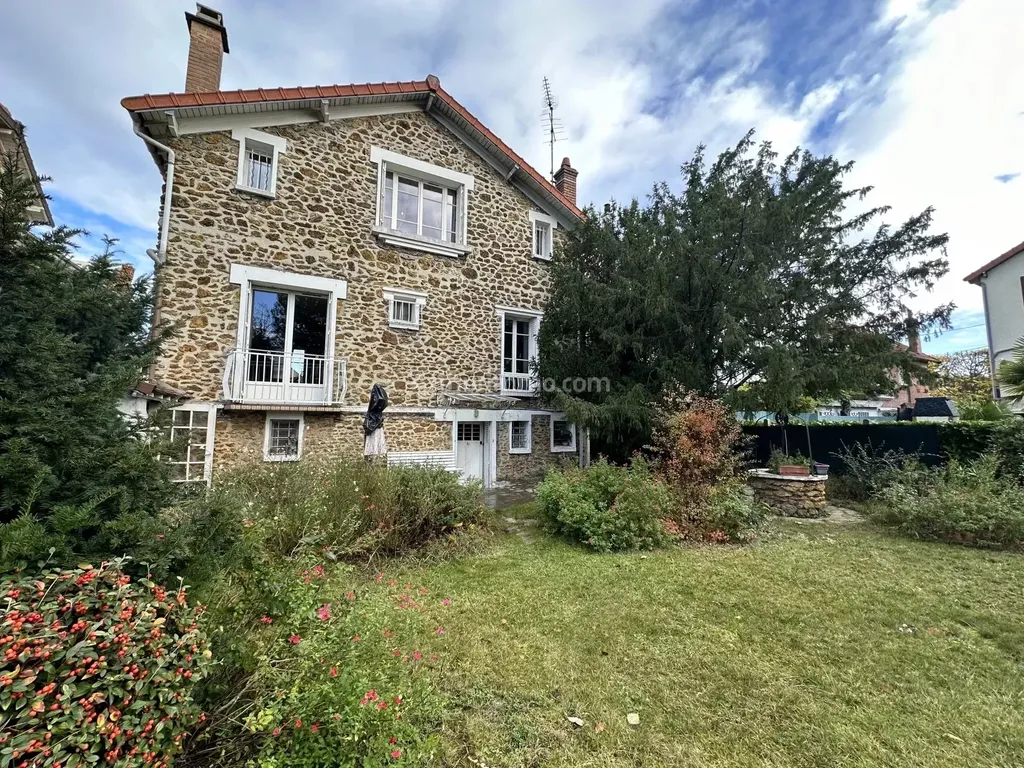 Achat maison à vendre 4 chambres 132 m² - Les Pavillons-sous-Bois