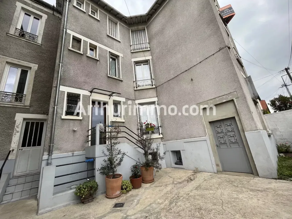 Achat appartement à vendre 2 pièces 48 m² - Les Pavillons-sous-Bois