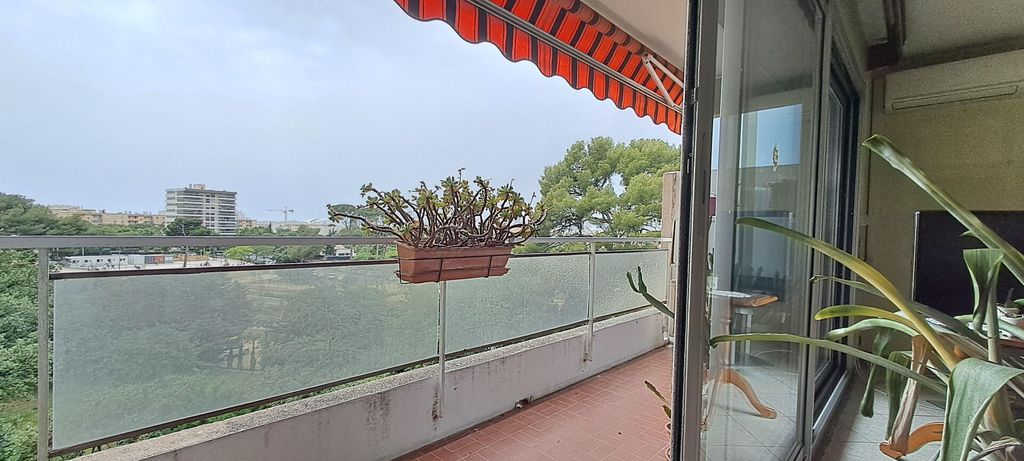 Achat appartement à vendre 4 pièces 80 m² - Marseille 10ème arrondissement