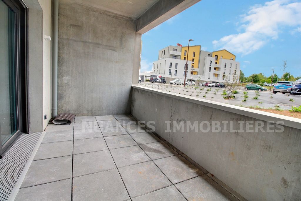 Achat appartement à vendre 3 pièces 65 m² - Épron