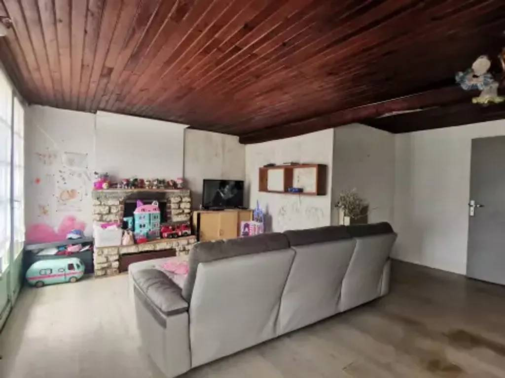 Achat maison à vendre 5 chambres 145 m² - La Jarrie