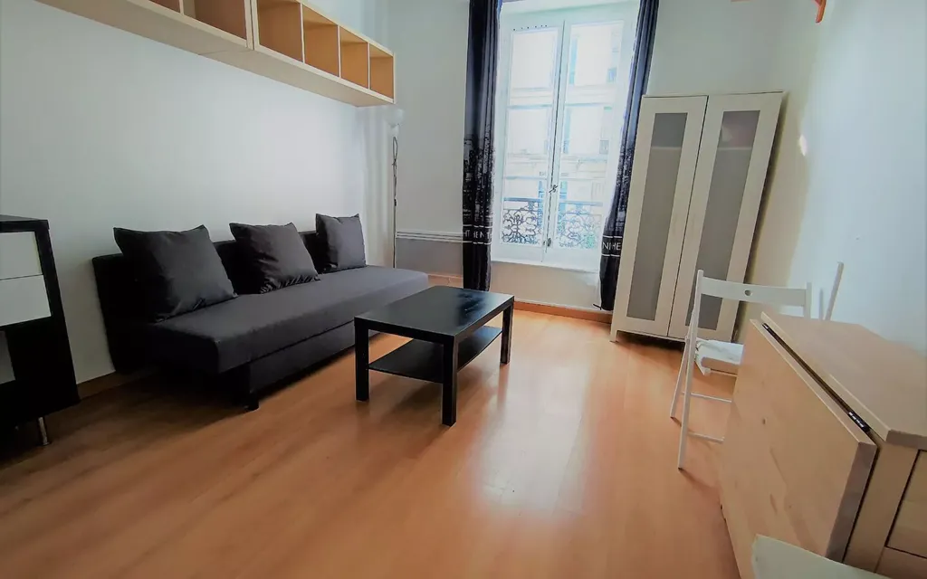 Achat studio à vendre 17 m² - Paris 18ème arrondissement