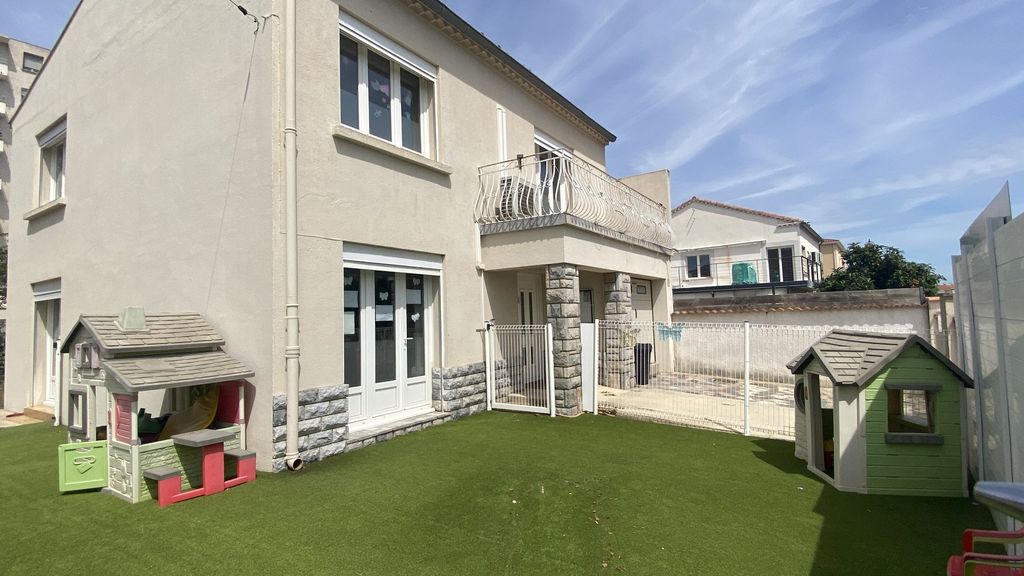 Achat maison à vendre 4 chambres 139 m² - Narbonne