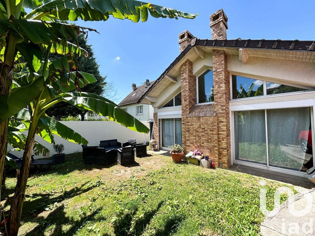 Achat maison à vendre 4 chambres 150 m² - Savigny-sur-Orge