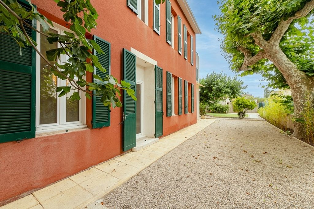 Achat maison à vendre 4 chambres 150 m² - Marseille 8ème arrondissement