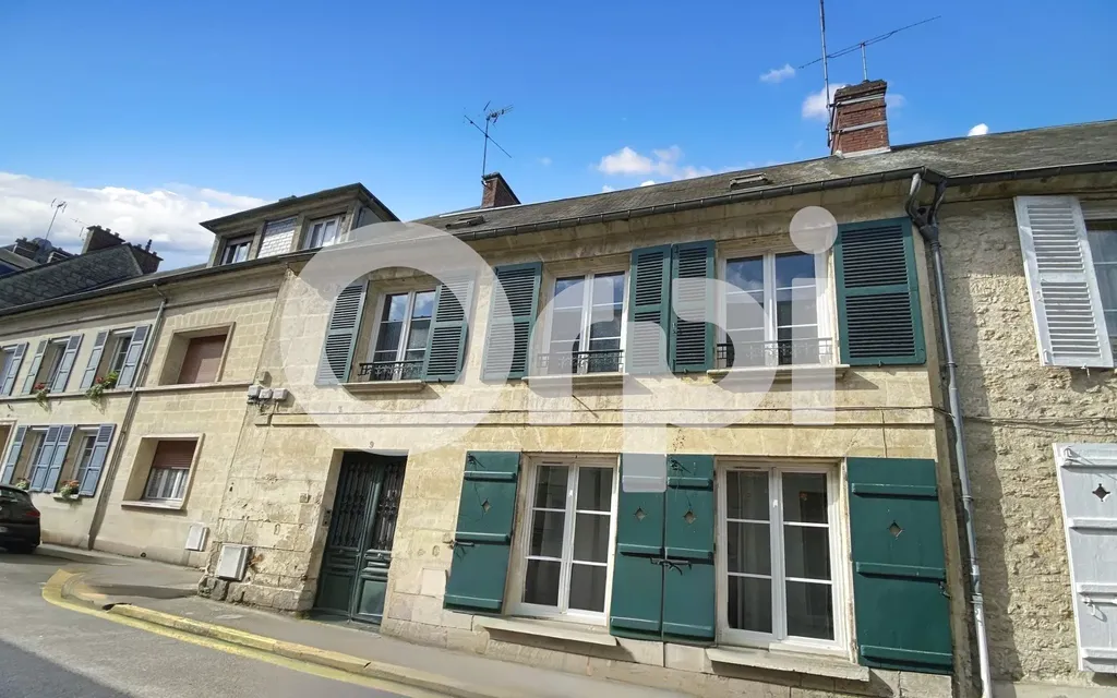 Achat maison à vendre 4 chambres 250 m² - Crépy-en-Valois