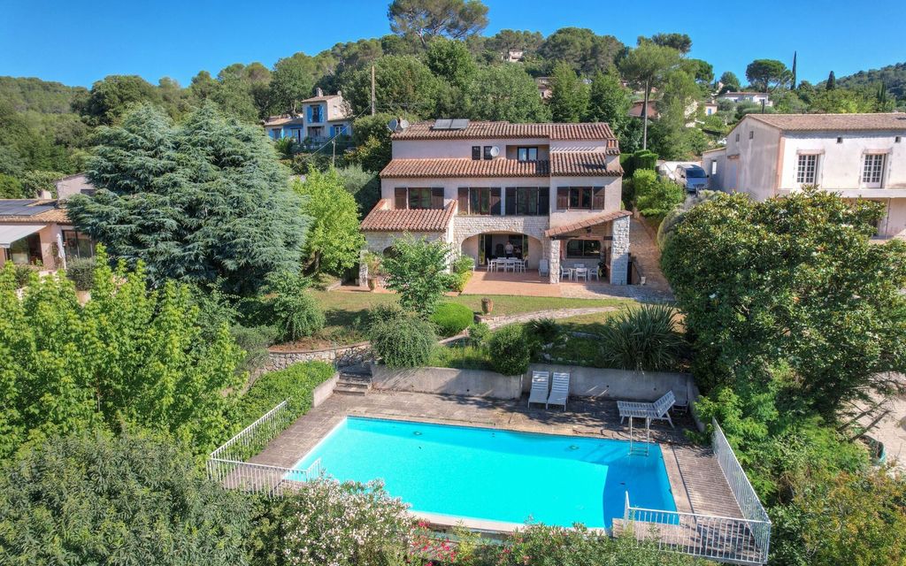 Achat maison à vendre 5 chambres 300 m² - La Colle-sur-Loup