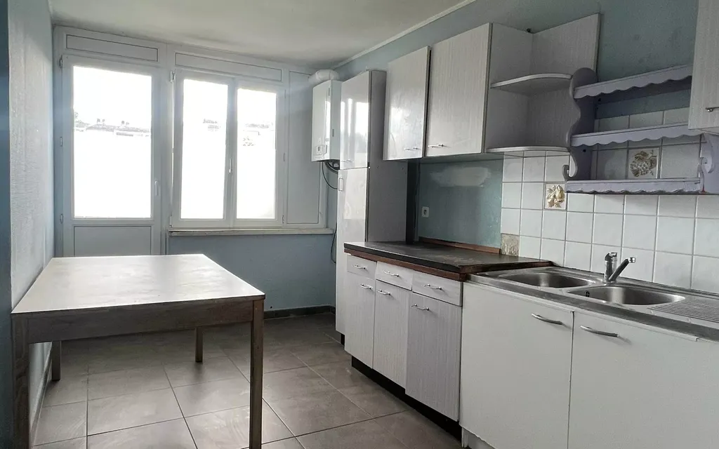 Achat appartement à vendre 4 pièces 72 m² - Yutz