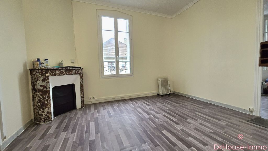 Achat appartement à vendre 2 pièces 39 m² - La Courneuve
