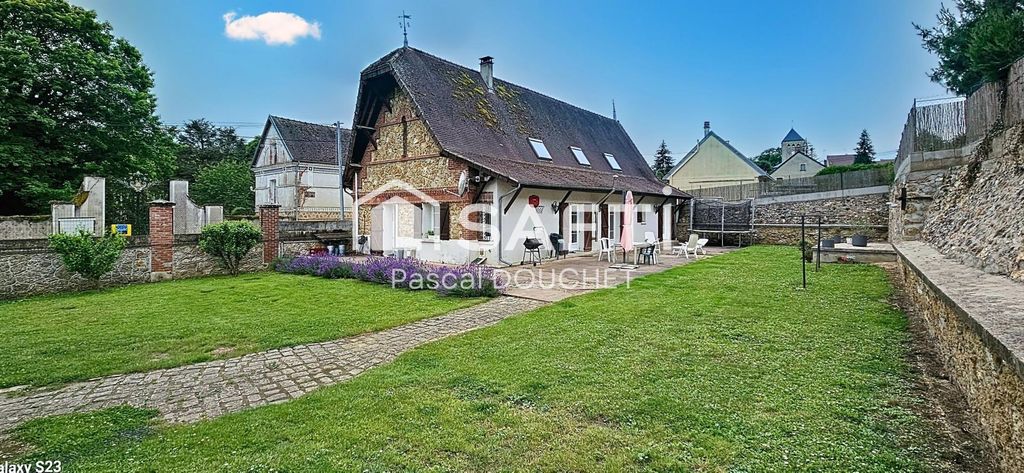 Achat maison à vendre 4 chambres 218 m² - Château-Thierry