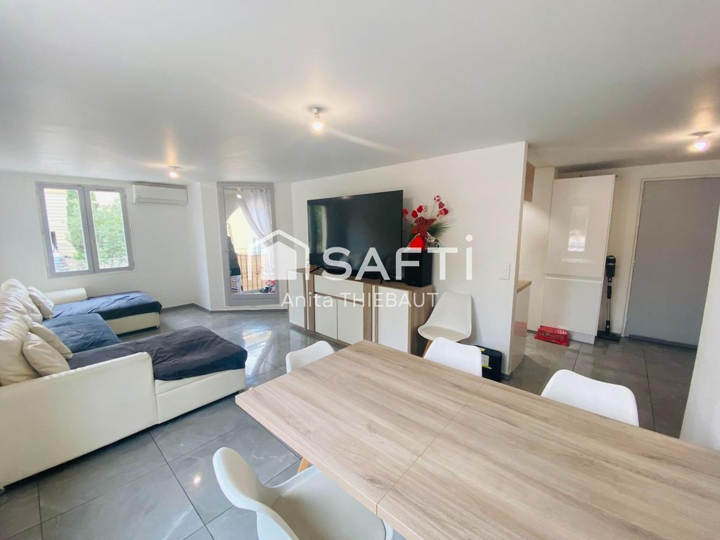 Achat appartement à vendre 4 pièces 85 m² - Fréjus