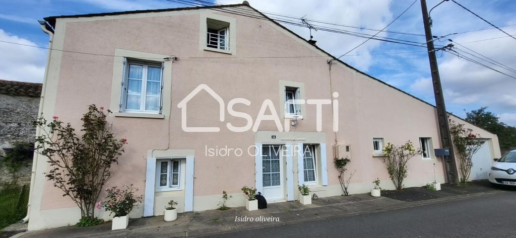 Achat maison à vendre 3 chambres 88 m² - Fontenay-le-Comte