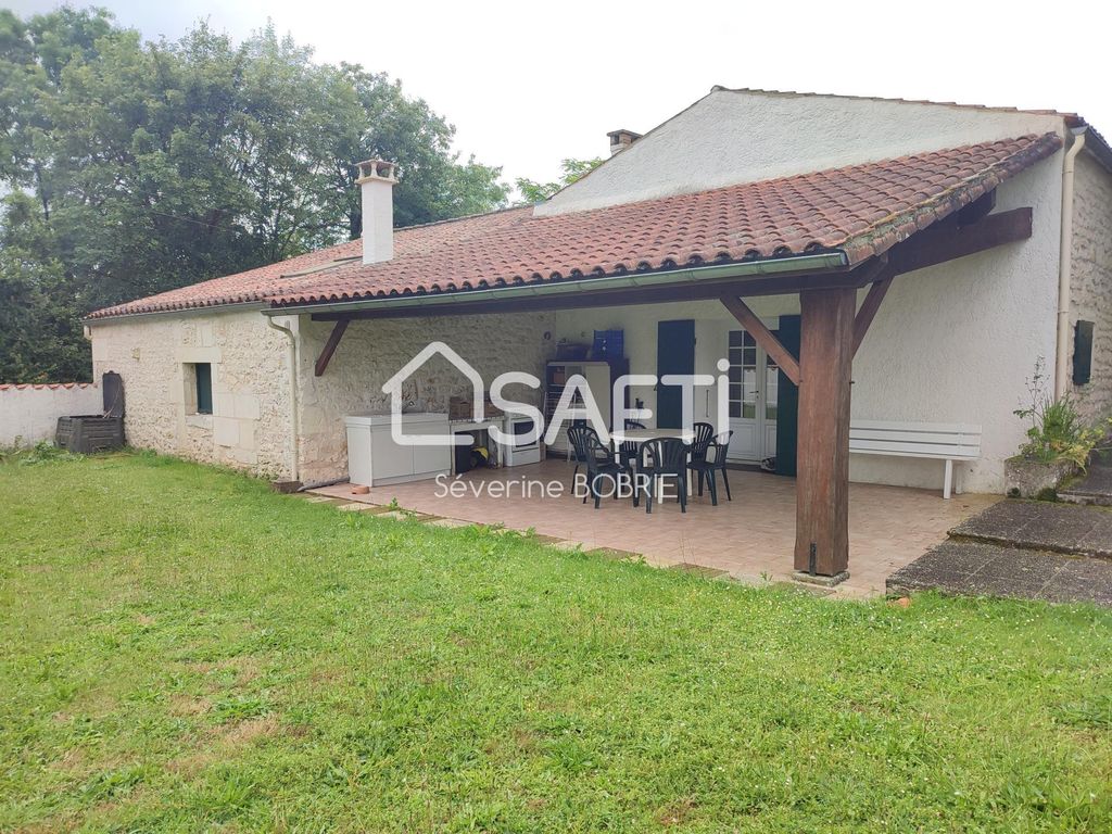 Achat maison à vendre 3 chambres 150 m² - Saint-Savinien