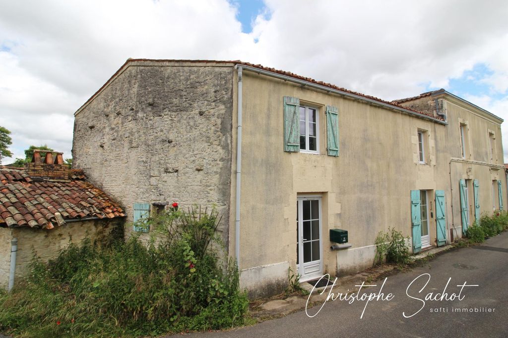 Achat maison à vendre 5 chambres 185 m² - Thorigny-sur-le-Mignon