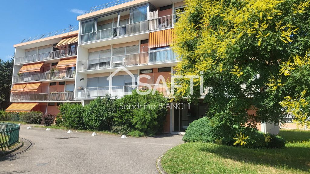 Achat appartement à vendre 4 pièces 78 m² - Saint-Priest