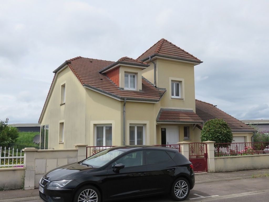 Achat maison à vendre 4 chambres 150 m² - Hagondange