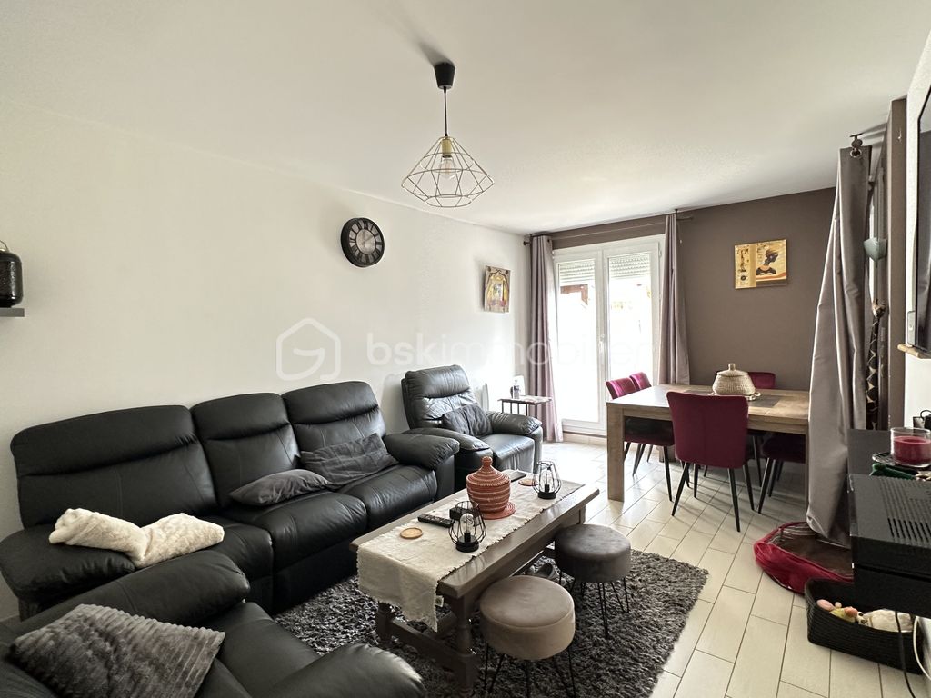 Achat maison à vendre 3 chambres 84 m² - Saint-Pierre-des-Corps