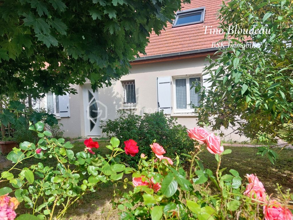 Achat maison à vendre 4 chambres 115 m² - La Croix-en-Touraine