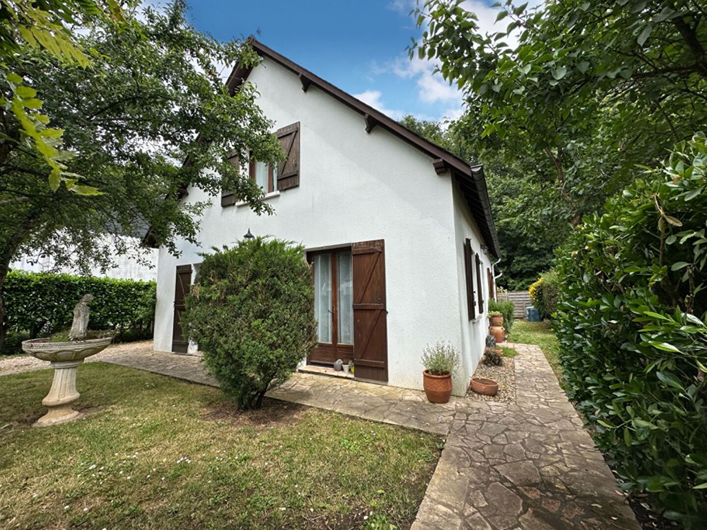 Achat maison à vendre 3 chambres 102 m² - Joué-lès-Tours