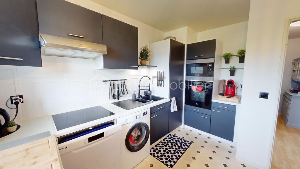 Achat appartement à vendre 4 pièces 73 m² - Sainte-Geneviève-des-Bois