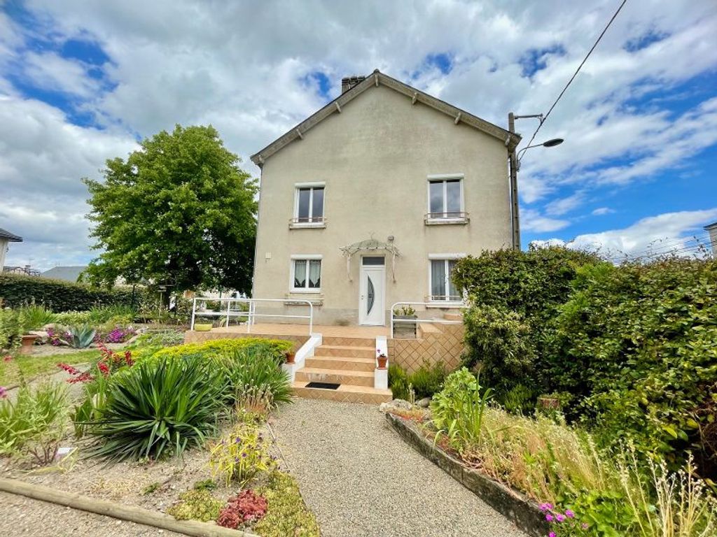 Achat maison à vendre 7 chambres 230 m² - Saumur