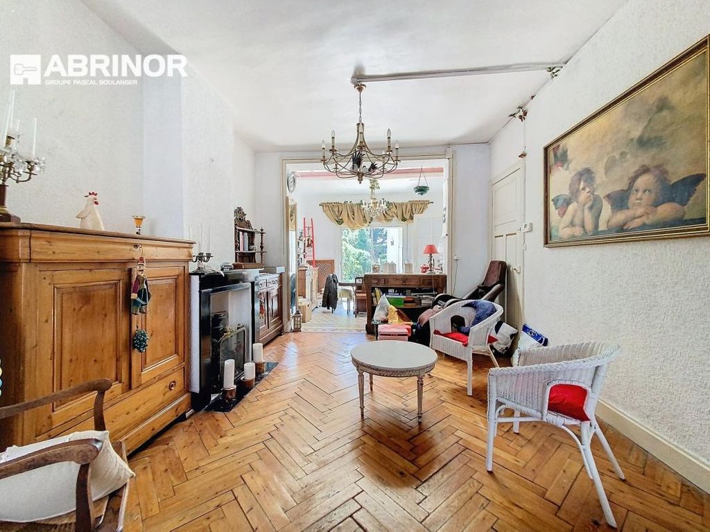 Achat maison à vendre 4 chambres 145 m² - Faches-Thumesnil