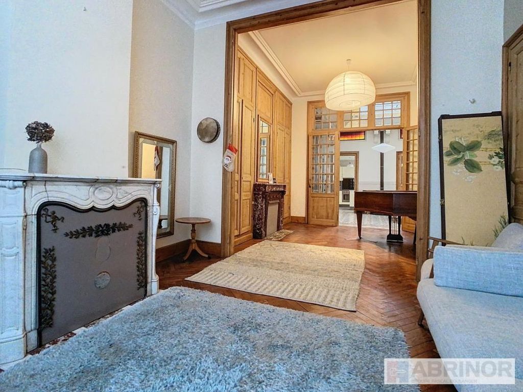 Achat maison à vendre 4 chambres 166 m² - Tourcoing