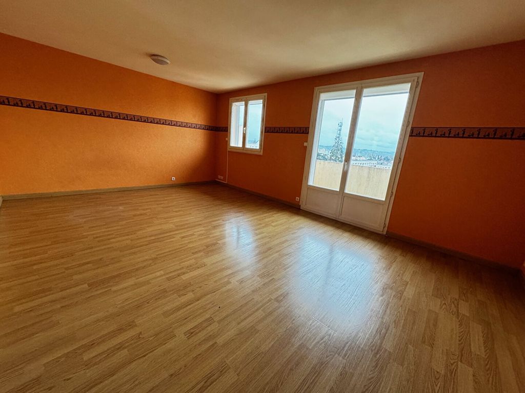 Achat appartement à vendre 2 pièces 63 m² - Roanne