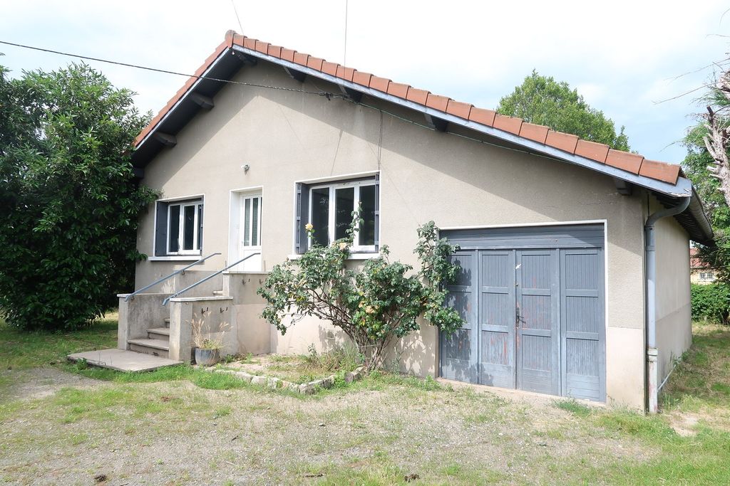 Achat maison à vendre 2 chambres 63 m² - Boisset-lès-Montrond