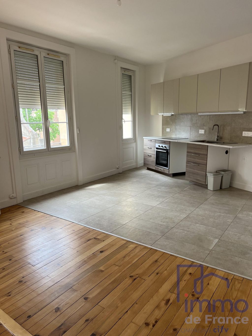 Achat appartement à vendre 4 pièces 90 m² - Saint-Étienne