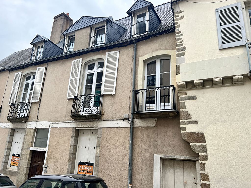 Achat maison à vendre 4 chambres 290 m² - Laval