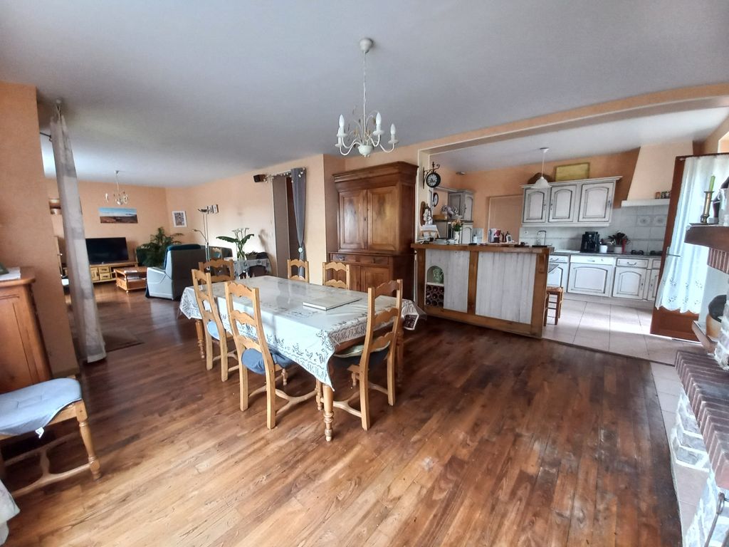 Achat maison à vendre 5 chambres 165 m² - Erbrée