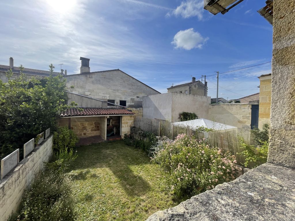 Achat maison à vendre 2 chambres 84 m² - Libourne