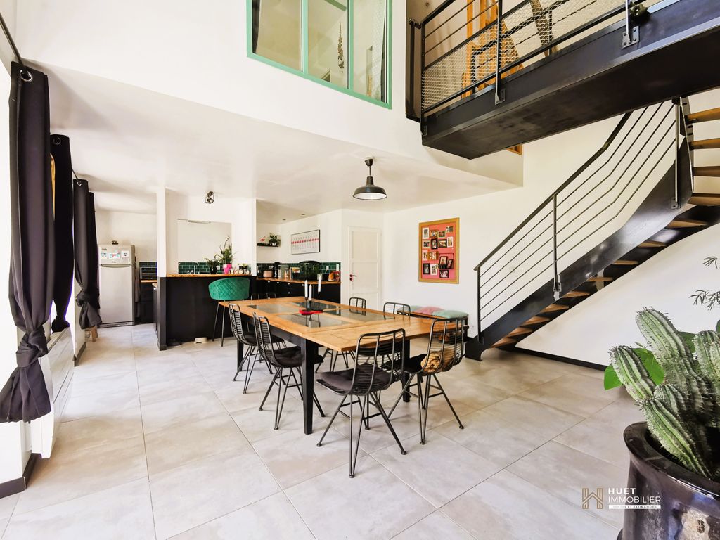 Achat maison à vendre 4 chambres 135 m² - La Chapelle-Bouëxic