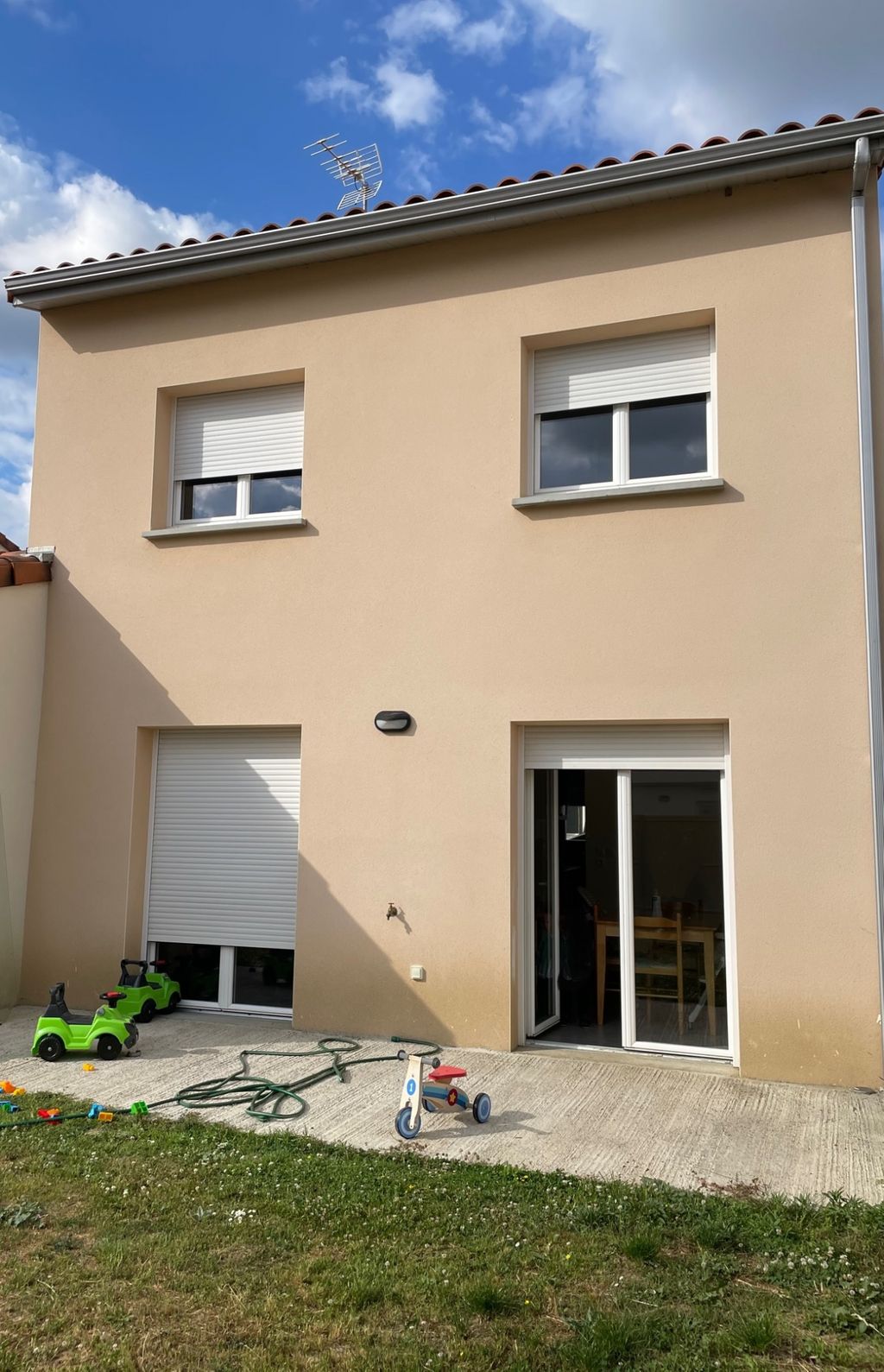 Achat maison à vendre 3 chambres 85 m² - Lavernose-Lacasse